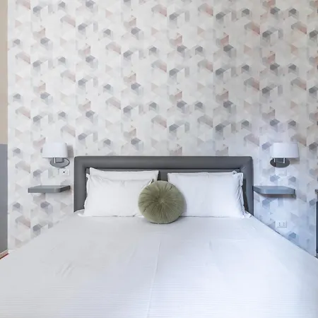 Romae Rex Bed and breakfast 4*