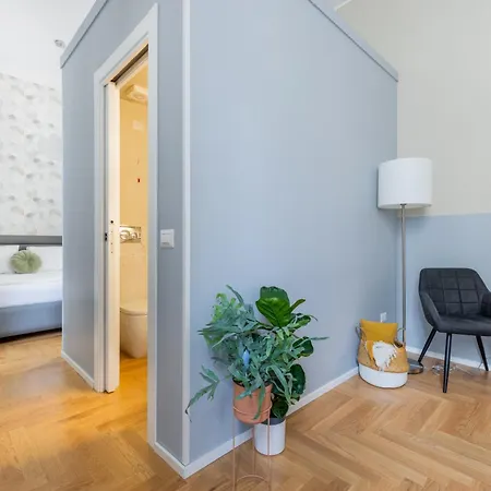 Romae Rex Bed & Breakfast Rom