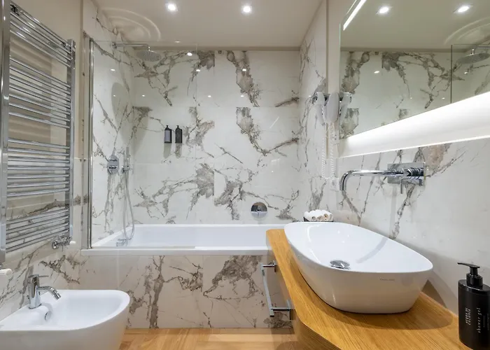 فندق مبيت وإفطار Romae Rex 4*