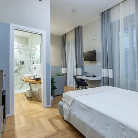 Romae Rex Couette-café 4*